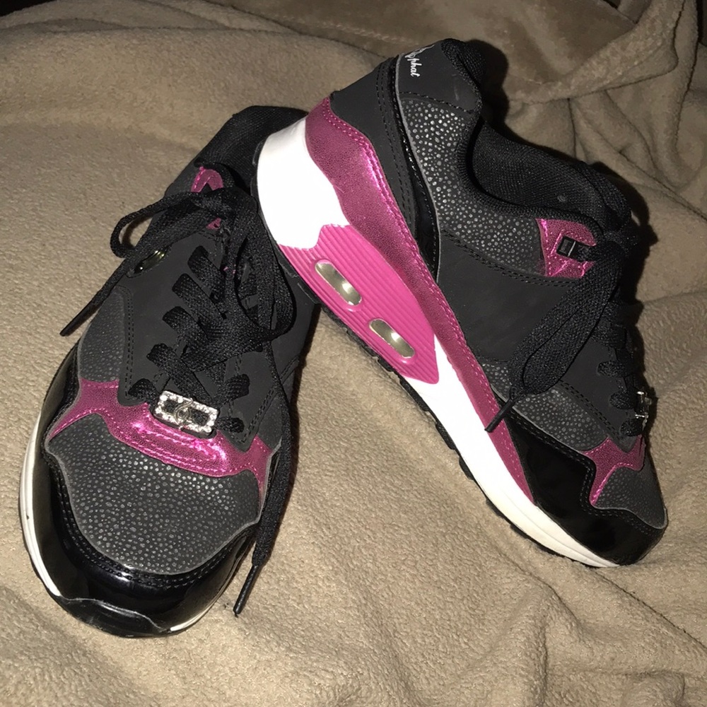 Baby phats size 8